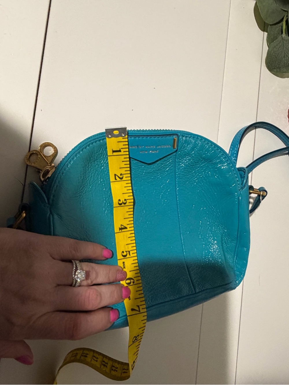 Marc by Marc Jacob’s Downtown Lola Crossbody - Picture 16 of 16